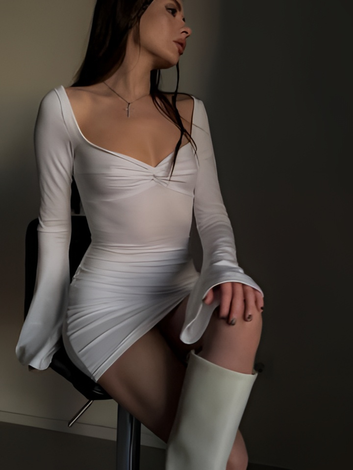 Ульяна привлекальеная девушка из Красного сулина цена от 2500 руб