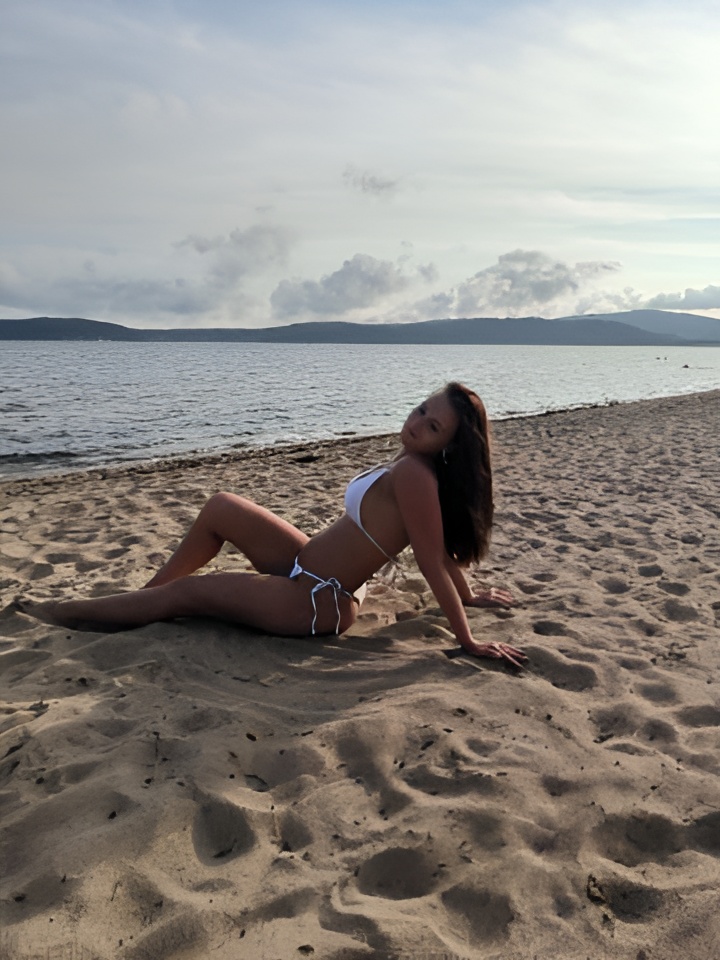 Индивидуалка Юна, доступна для личного знакомства от 2500 руб