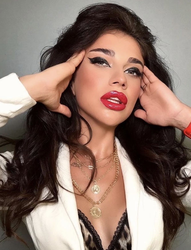 Индивидуалка 🎥 Влада, доступна для личного знакомства от 5000 руб