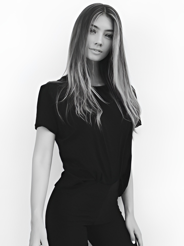 Индивидуалка Азалия, доступна для личного знакомства от 2500 руб