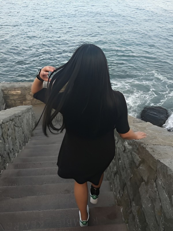 Юстина привлекательная девушка из Красного сулина цена от 1500 руб