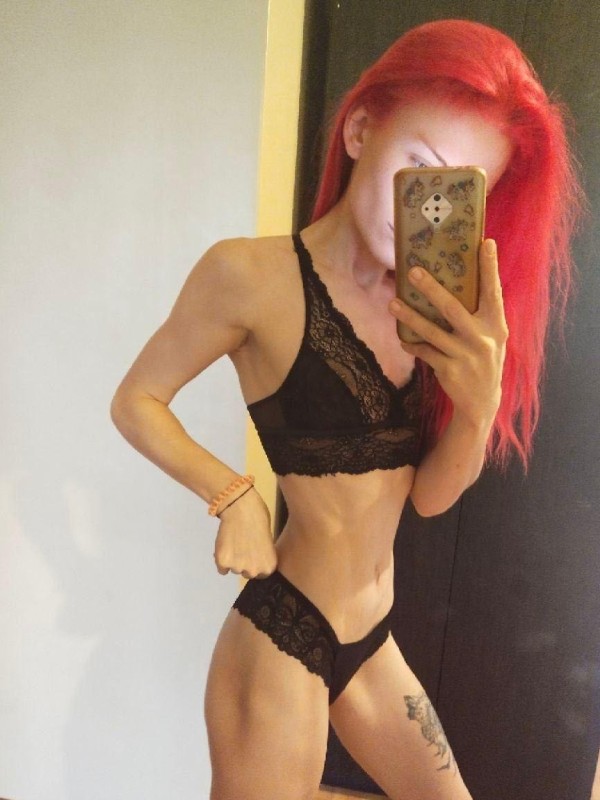 Рада привлекательная девушка из Красного сулина цена от 3000 руб