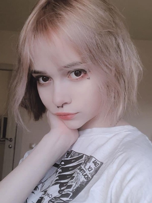 Лиза привлекательная девушка из Красного сулина цена от 3000 руб